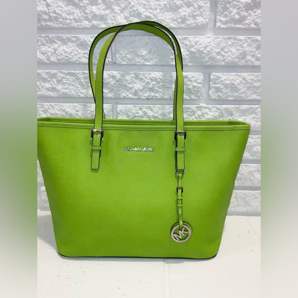 Michael Kors Jet Set Tote Lime Leather